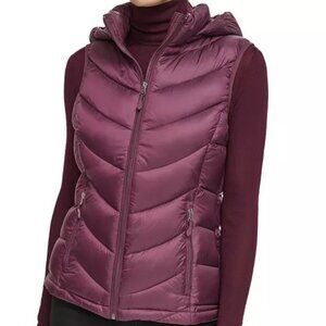 Packable Hooded Puffer Vest Size S US